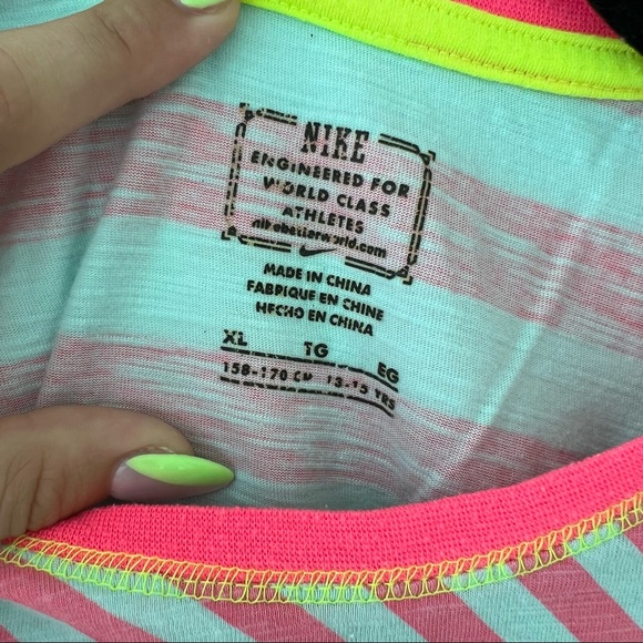 Nike junior neon striped tank top - Picture 2 of 2